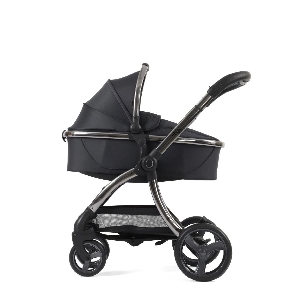 Egg 3 Luxury Cybex Cloud T I-Size Travel System Bundle - Carbonite 5 Egg 3 Luxury Cybex Cloud T I-Size Travel System Bundle - Carbonite - Image 3