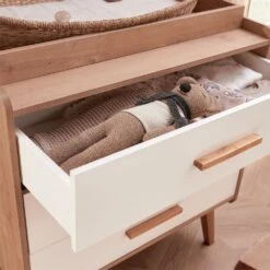 Silver Cross Westport 3 Piece Complete Nursery Set -Baby Products Store silver cross furniture westport dresser detail 4 2